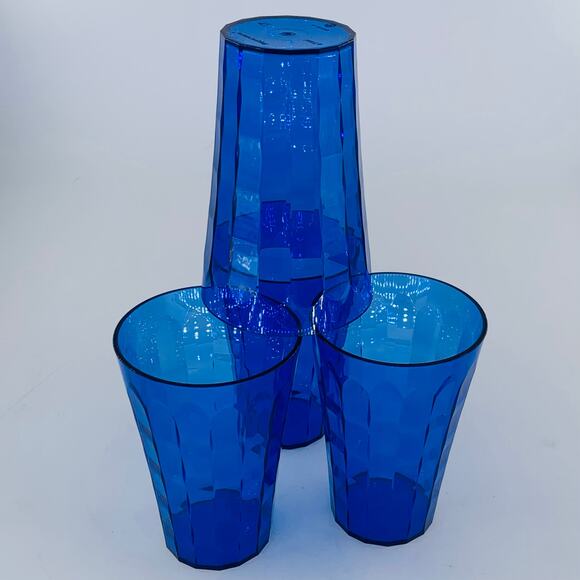 Tupperware Ice Prisms Tumblers Blue 16 Oz. Set 4 Drinking Cups Crystal Durable - Picture 3 of 8